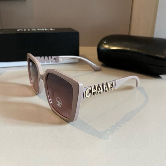 CHANEL Women\'s Sunglasses main image 6